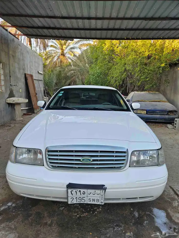 فورد فكتوريا 2011 9