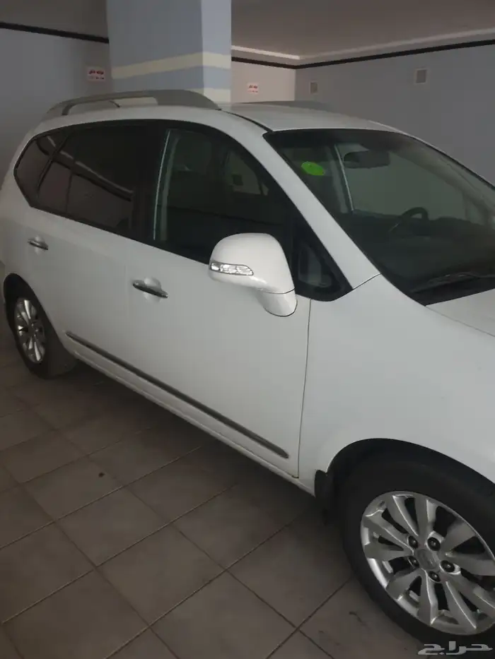 سيارة كيا للبيع 2