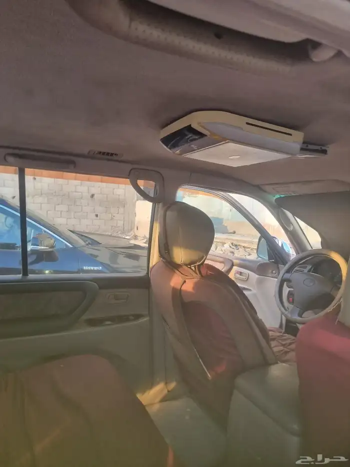 جيب تايوتا لاند كروزر موديل 2000 11