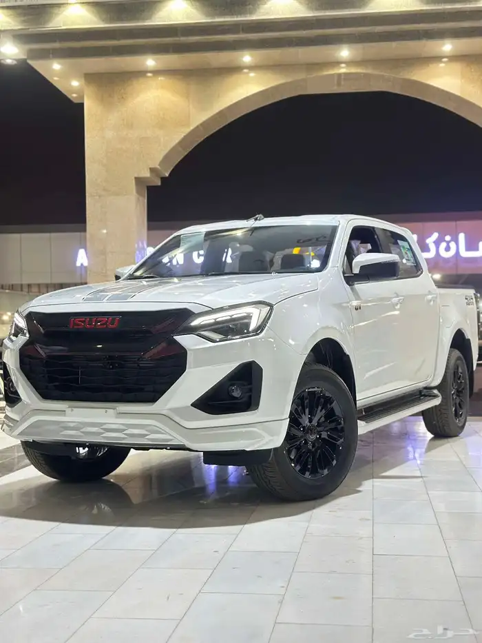 إيسوزو ديماكس 2025 GT 1