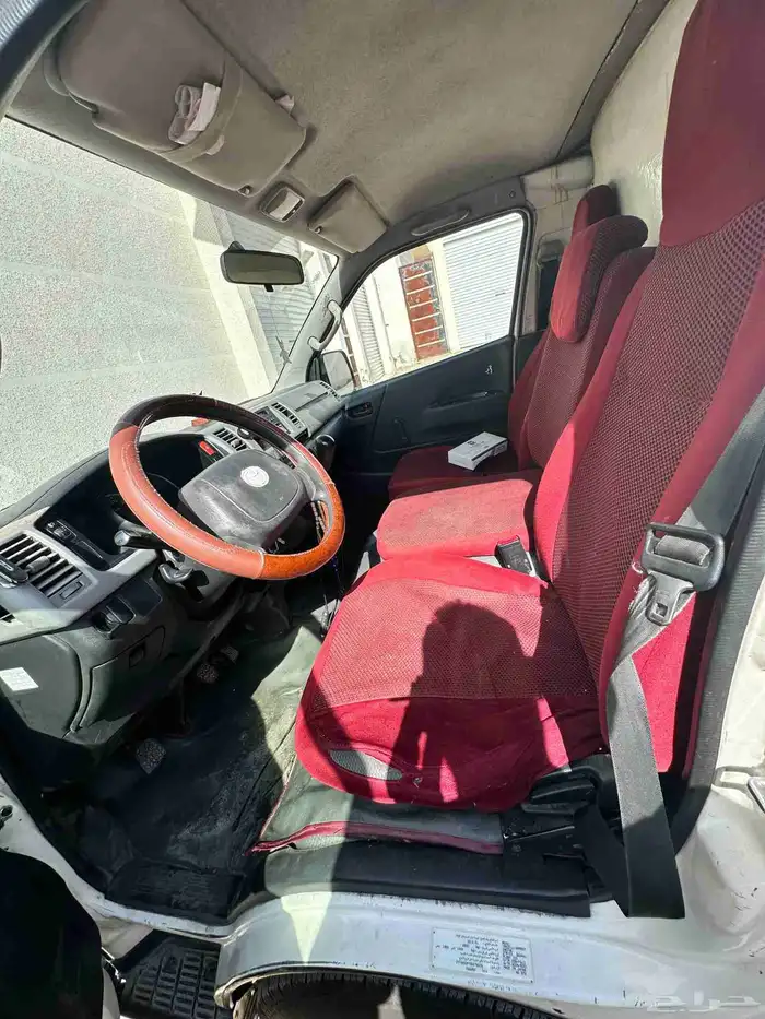 تيوتا بضاعة 2013 بنزين للبيع 17