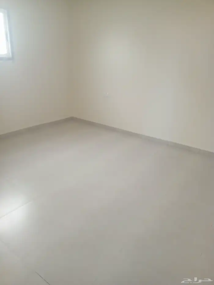 Polishing outdoor tiles 1