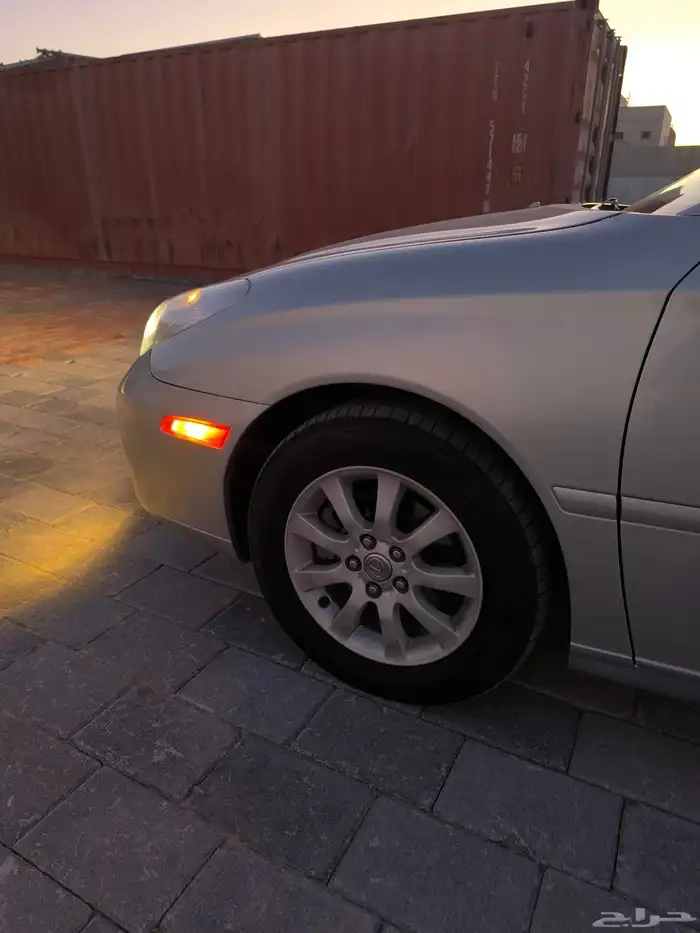 لكزس ES300 2003 نظيف 13