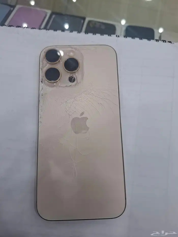 16 برو ماكس نظيف شرط مكسور خلفية فقط 1