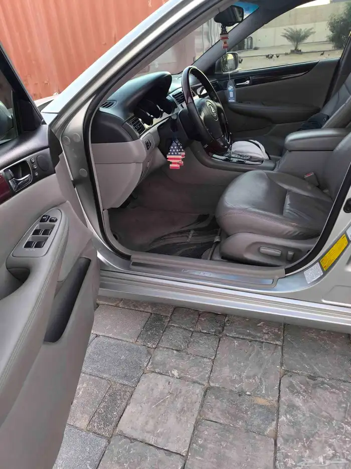 لكزس ES300 2003 نظيف 6