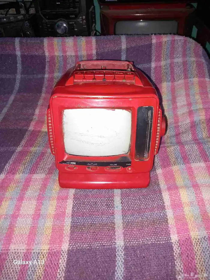 تليفزيون قديم ابيض واسود قديم تراثي 0