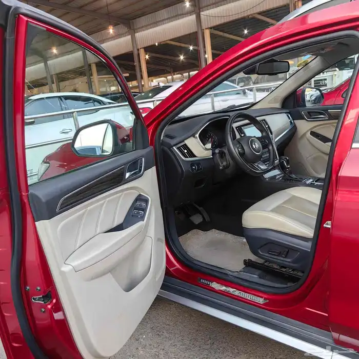 ام جي RX5 2019 4