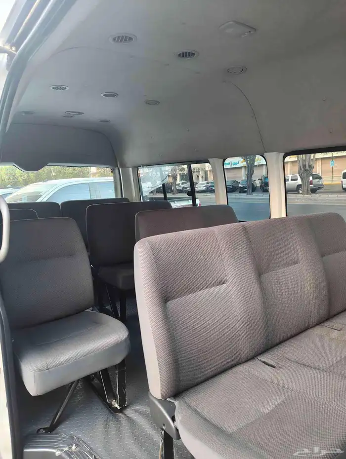 باص للايجار مع السائق للنقل والتوصيل 1