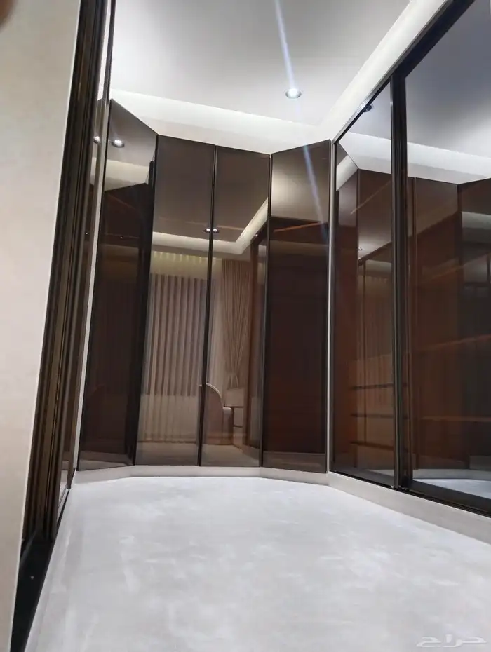 خزاين_ملابس وغراف عرسان 0