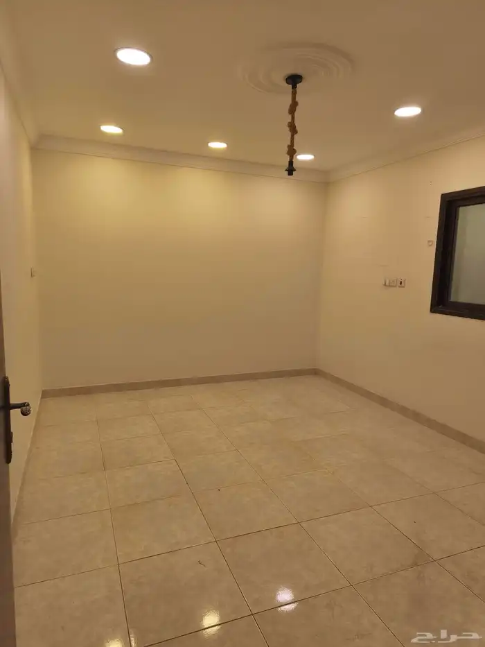 للايجار شقق عوائل حي هجر خلف المحكمة التجارية قريب ارامكوا 0