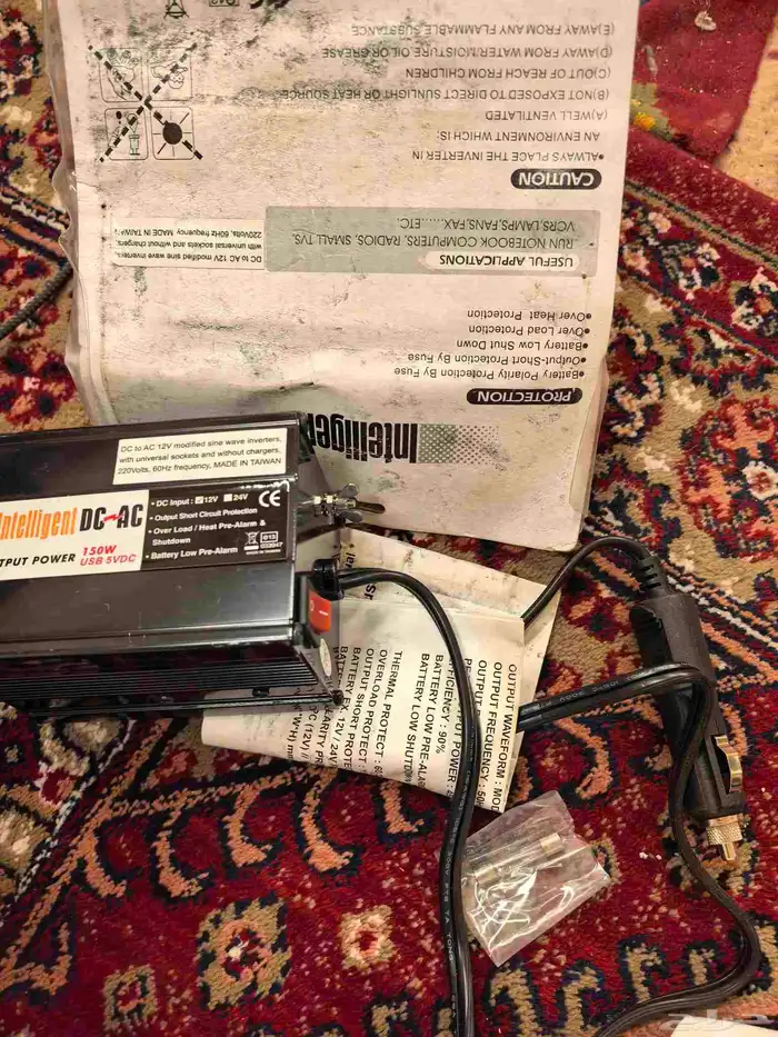 للبيع محول كهرباء من 12فولت إلى 220 فولت ومخرجUSB 12