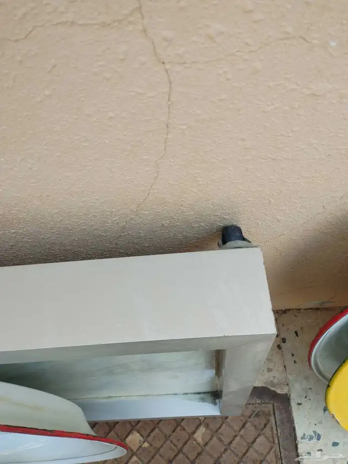 صحون كبيره و قدور و طاولات 8