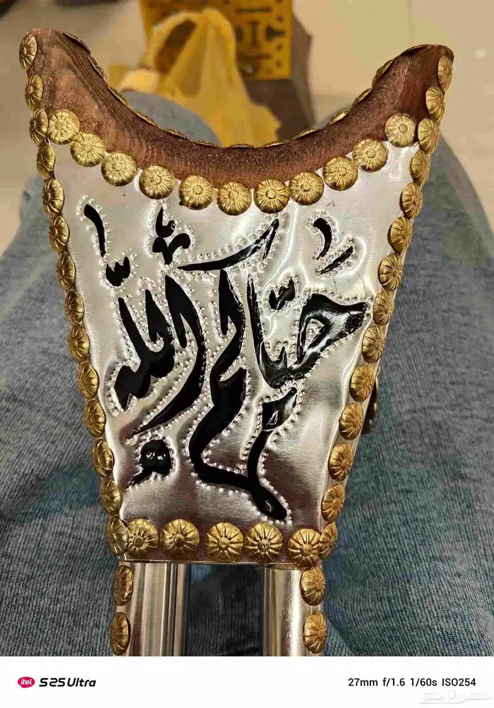 خطاط ورسام حروف بارزه بنرات استيكرات كروت شخصية وفواتير رسم 5