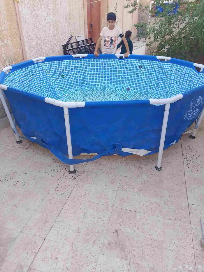 مسبح اطفال 2