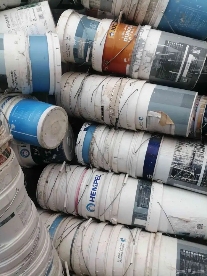 صطول بويه وتنك حديد وجراكل بلاستيك عدد 1200 جملة وتفريد 0