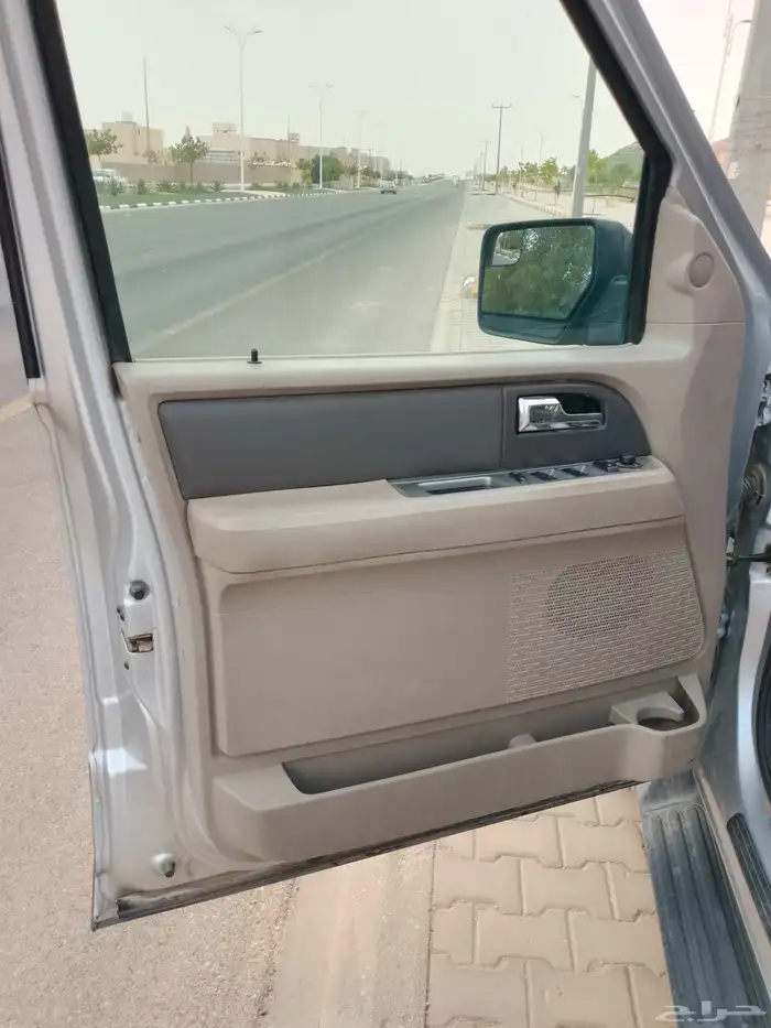 للبيع اكسبيدشن 2013 8