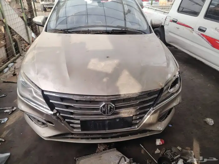 قطع غيار MG5 وجميع قطع غيار السيارات الصينيه مع الضمان 3