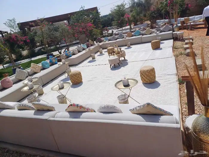 تاجير كنب ثلاثي 3