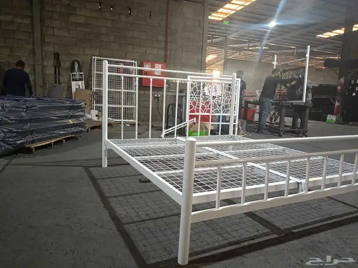 سرير حديد نفرين مقاس 190 180 3