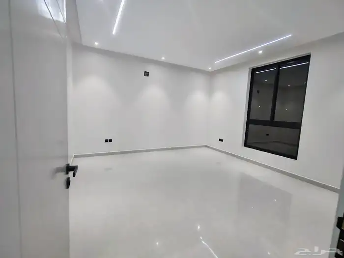 شقه جديده للايجارفى المهديه طابق اول 3غرف وصاله السعر 50 الف 6