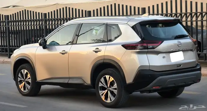 نيسان اكس تريل فل كامل موديل 2023 3