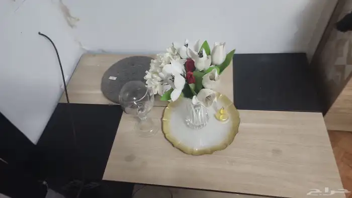 دولاب ست ابواب خشب اللون ابيض _البيع السعر النهائي 650 ريال 6