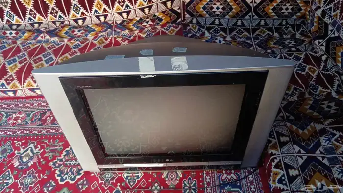 شاشه ال جي 2