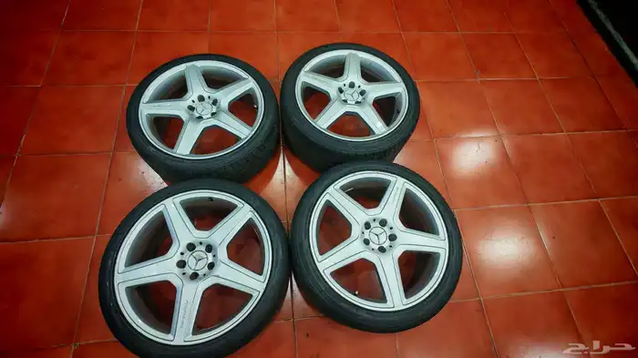 جنوط مرسيدس اصلي وكاله معا الكفرات نضيفه جدن مقاس 20 0