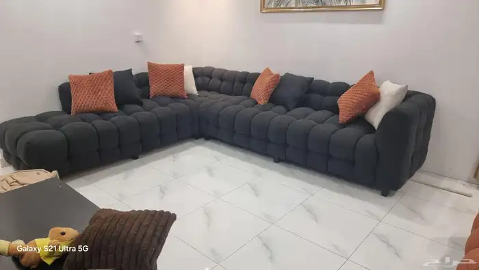 كنب الهبه تفصيل جاهز يوجد تنجيد لجميع انواع الكنب يوجد تقسيط 10