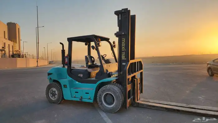 رافعه شوكيه ايجار رافعات شوكيه فوركلفت forklift for rent رفع 1