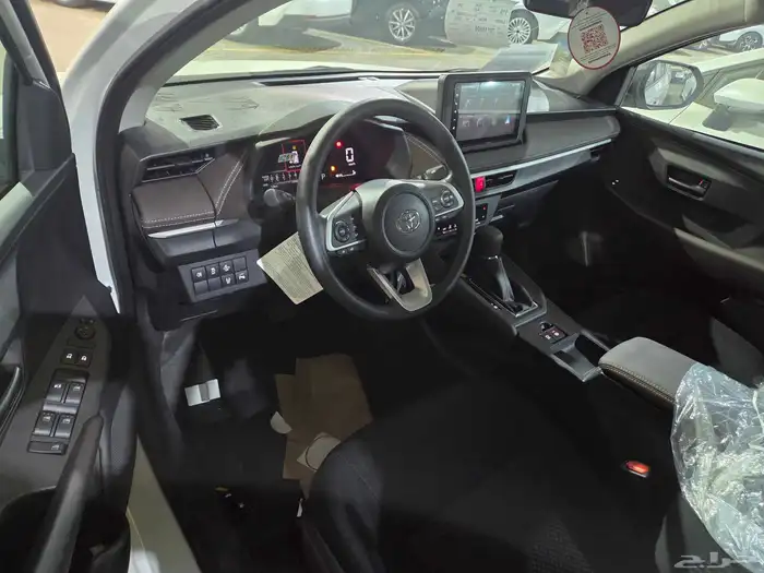 تويوتا يارس واي بلاس 2026 ياريس نص فل واستاندر 3