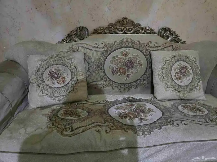 كنب تركي مستعمل السعر 600 للجادين فقطط 1