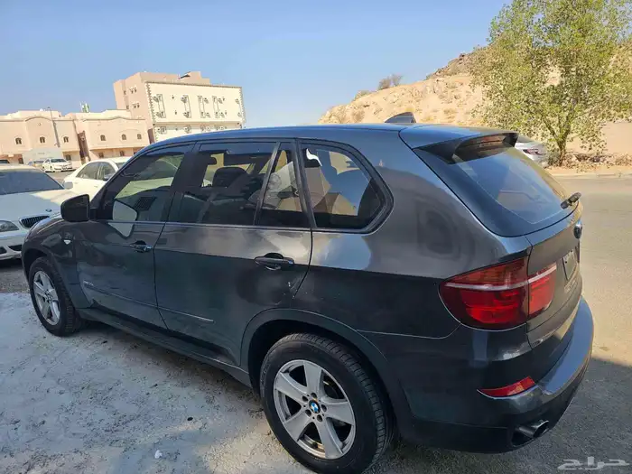 PMW2011X5 سياره للبيع بي ام دبليو 6