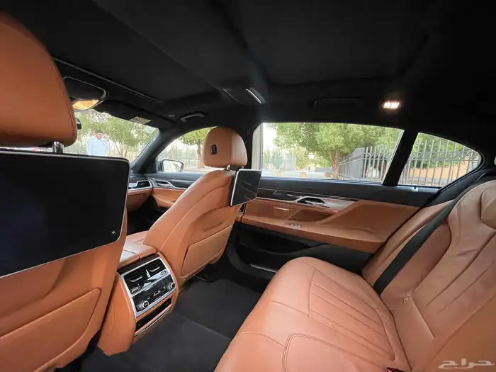 بي ام دبليو Li730 2018 فل سعودي 16