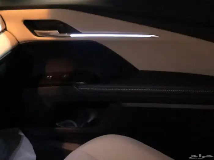 تويوتا كامري LE بنزين 2025 9