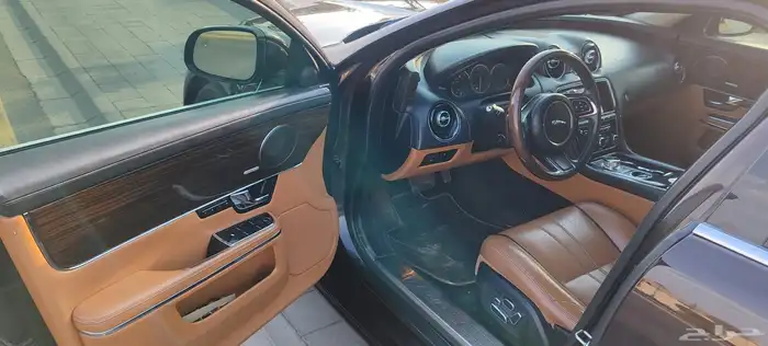 جاكوار 2011م  Xj 8