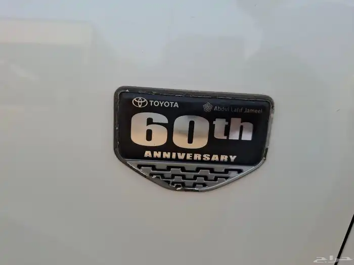 لاندكروزر 2015 وكاله قمة في النظافة 20