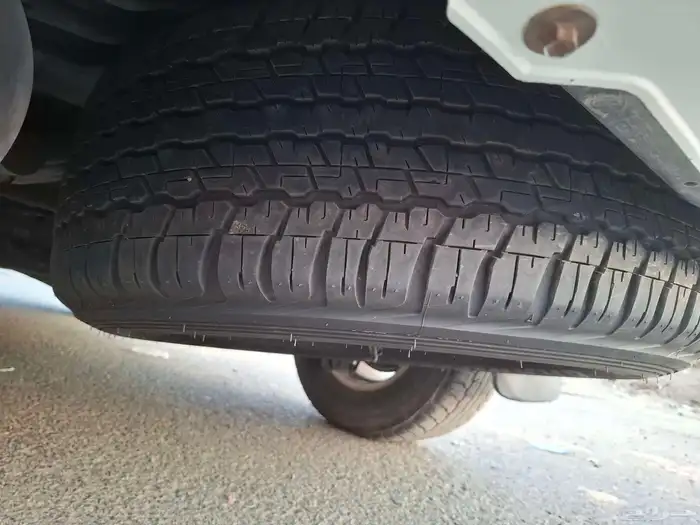 لاندكروزر 2015 وكاله قمة في النظافة 31