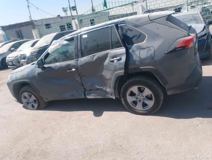 تويوتا رافور 2022 2