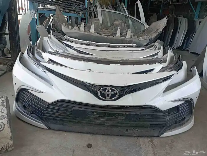 (جيب لاندكروزر) ( كامري)( رافور )( كرولا )2018-2024 2