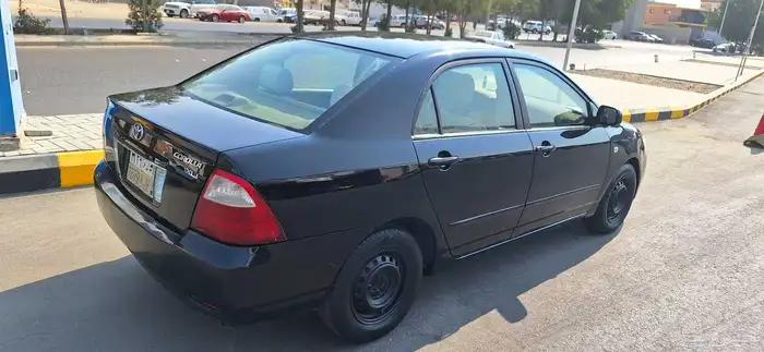 تويوتا كورولا 2005 غير عادي 9