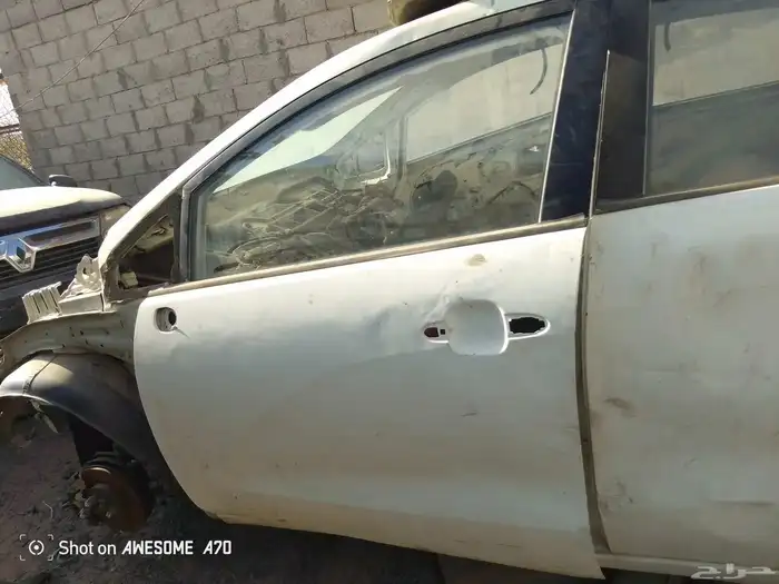 ابواب سيارات مصدومة 0