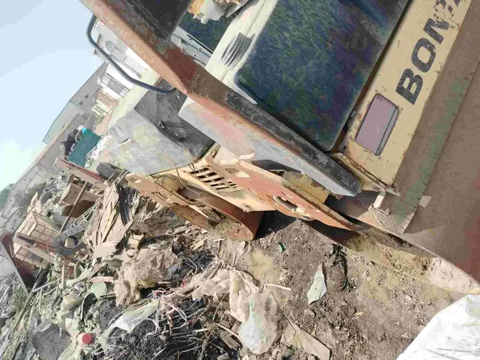 للبيع عدد 2 رصاصه بوماك 2005 و2006 3