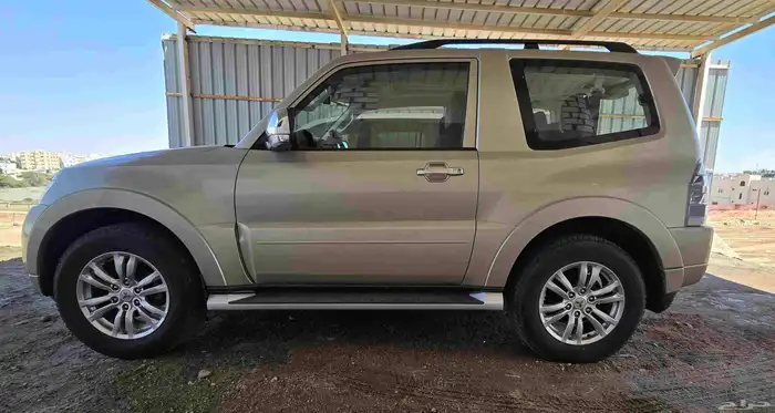 باجيرو ربع موديل 2022 عداد 48km 2