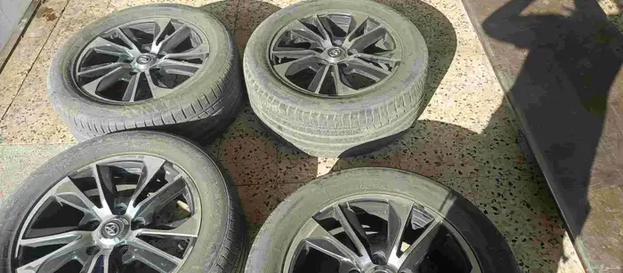 جنوط جكسار مقاس 20 معا الكفرات 1