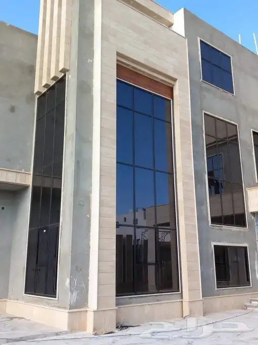 زجاج والمنيوم 0