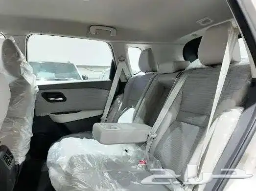 نيسان اكستريل 5 او 7 مقاعد 9