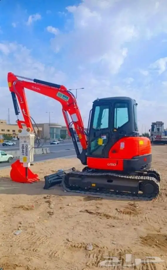 حفارات بكلينات صغيره للايجار اليومي والشهري 3