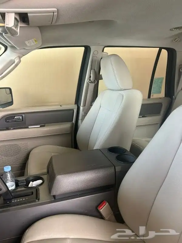 اكسبديشن 2014 اسود ملكي داخليه بيج 9