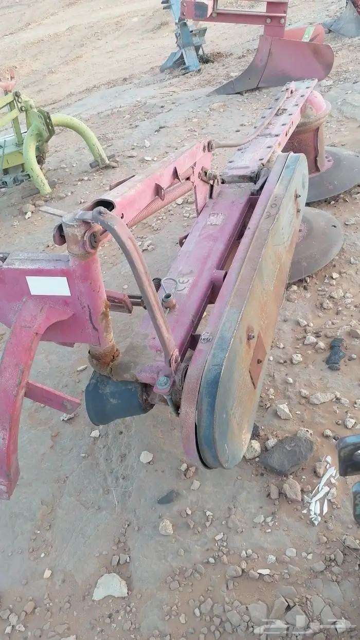 معدات زراعيه للبيع 17